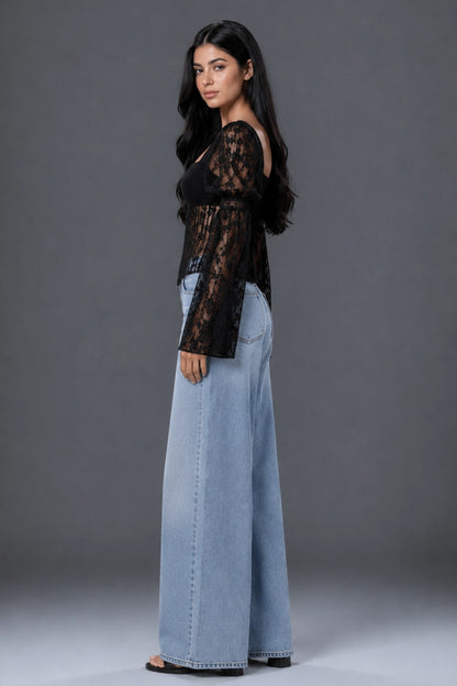 NOIRA LACE TOP